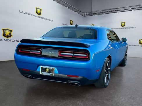 Used 2016 Dodge Challenger R/T Plus image 5