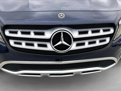Used 2018 Mercedes-Benz GLA 250 4MATIC image 30