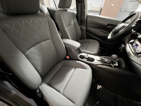 Used 2026 Toyota Corolla LE FWD image 30