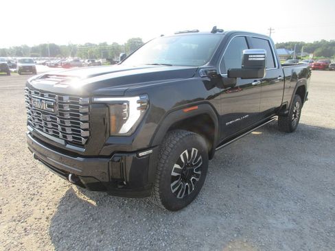 New 2026 GMC Sierra 2500 Denali Ultimate AWD/4WD image 11
