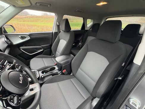 Used 2023 Kia Soul S image 43