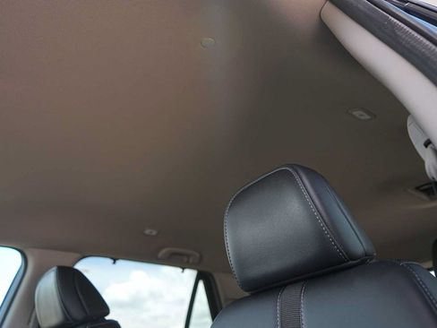Used 2024 Honda Pilot EX-L image 25