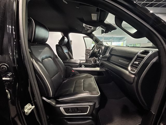 Used 2025 RAM 1500 Laramie AWD/4WD image 13