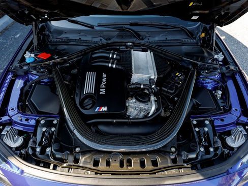 Used 2019 BMW M4 CS w/ Executive Package image 40