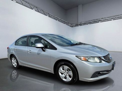 Used 2013 Honda Civic LX image 9