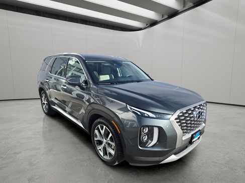 Used 2022 Hyundai Palisade SEL w/ 8P Bench Seat Package image 8