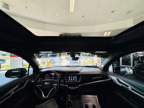 Used 2023 Cadillac XT6 Sport w/ Technology Package AWD/4WD image 63