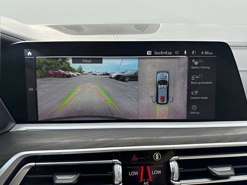 Used 2021 BMW X7 M50i w/ Cold Weather Package AWD/4WD image 20