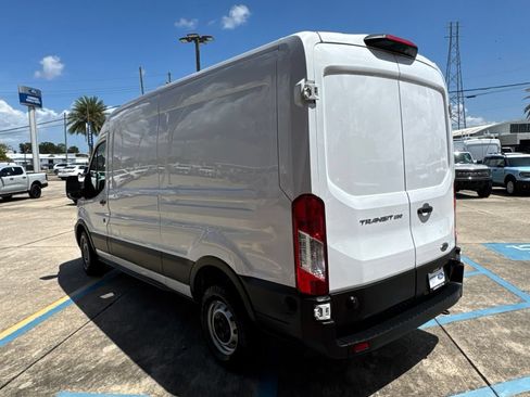Used 2024 Ford Transit 250 148 Medium Roof RWD image 5