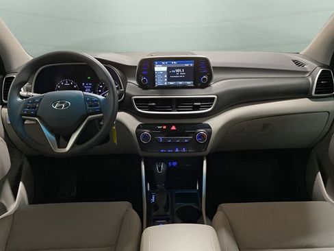 Used 2021 Hyundai Tucson SE image 11