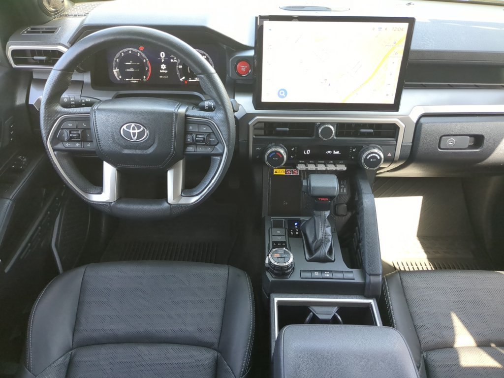 Used 2026 Toyota 4Runner TRD Off-Road Premium AWD/4WD image 16