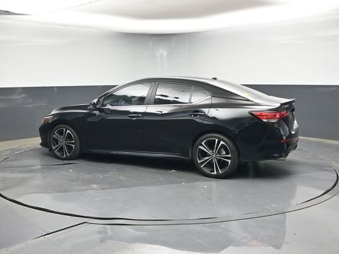 Used 2022 Nissan Sentra SR w/ Midnight Edition image 3