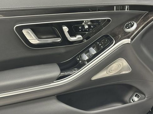 Certified 2022 Mercedes-Benz S 500 4MATIC image 10