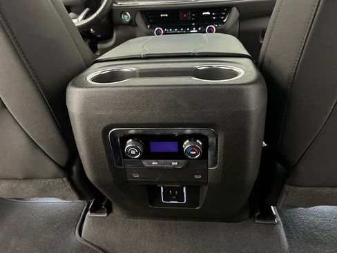 Used 2025 Chevrolet Tahoe LT AWD/4WD image 20