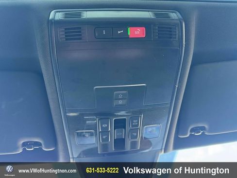 Certified 2023 Volkswagen Tiguan SE R-Line image 32