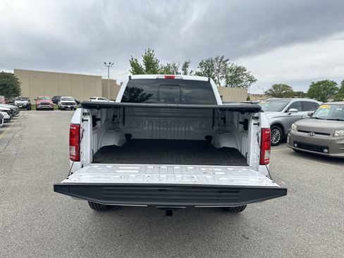 Used 2016 Ford F150 XLT w/ Equipment Group 302A Luxury AWD/4WD image 10