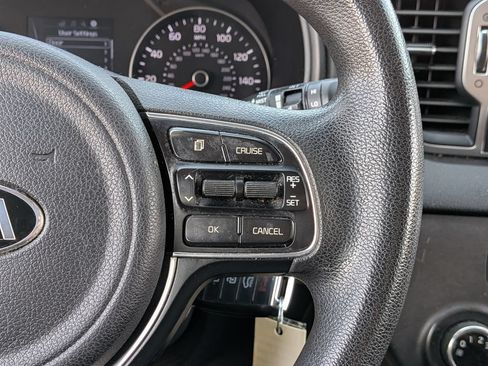 Used 2018 Kia Sportage LX AWD/4WD image 24
