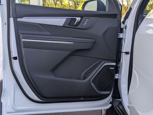 New 2026 Buick Enclave Preferred w/ Power Package image 13