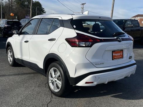Used 2023 Nissan Kicks S image 5