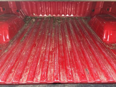 Used 2021 Chevrolet Silverado 1500 LT AWD/4WD image 26