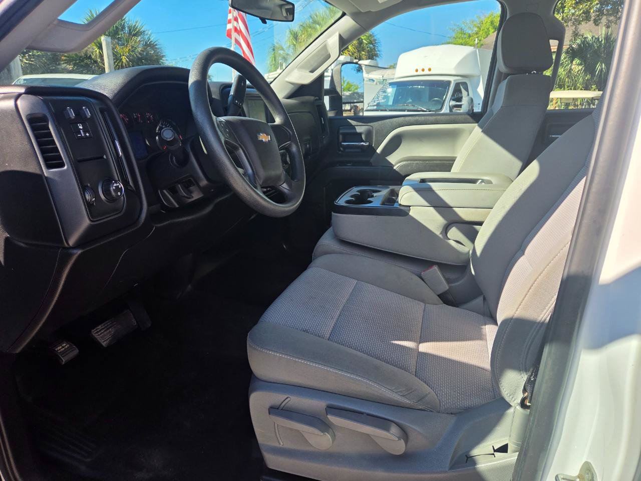 Used 2019 Chevrolet Silverado 2500 W/T RWD image 7