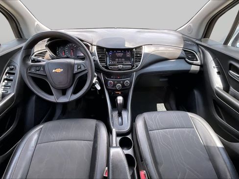 Used 2022 Chevrolet Trax LT AWD/4WD image 15