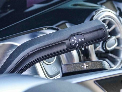 New 2026 Mercedes-Benz GLB 250 image 18