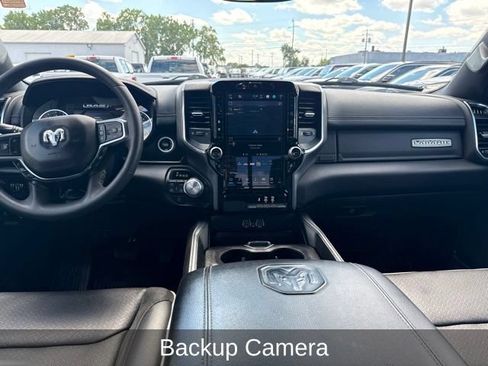 Used 2025 RAM 1500 Laramie AWD/4WD image 8
