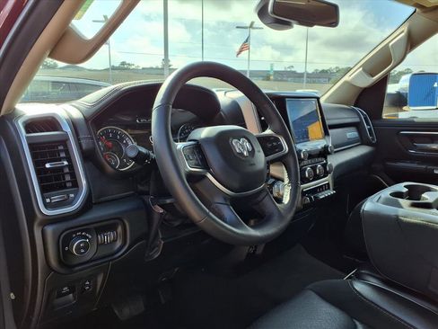 Used 2019 RAM 1500 Laramie image 11