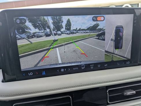 Used 2025 Lincoln Aviator Reserve w/ Equipment Group 201A AWD/4WD image 19
