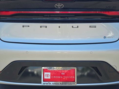 Certified 2026 Toyota Prius XLE FWD image 14