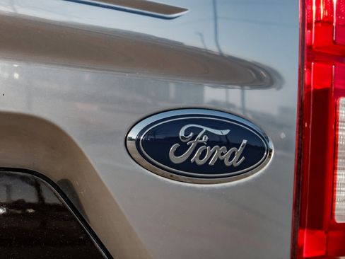 Used 2018 Ford F150 Platinum w/ Equipment Group 701A Luxury image 56