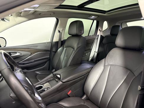 Used 2020 Buick Envision Premium AWD/4WD image 21