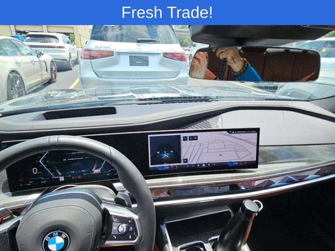 Certified 2025 BMW 760i xDrive w/ Executive Package AWD/4WD image 7