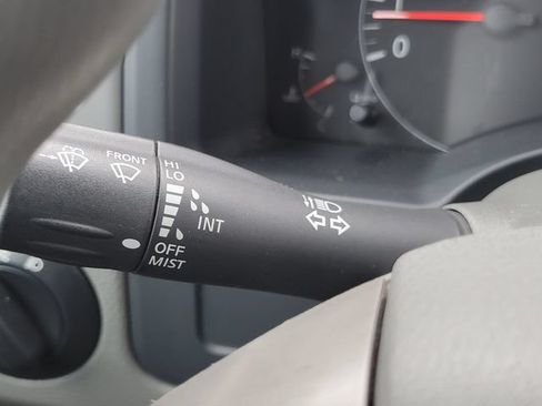 Used 2020 Nissan NV 2500 SV RWD image 17