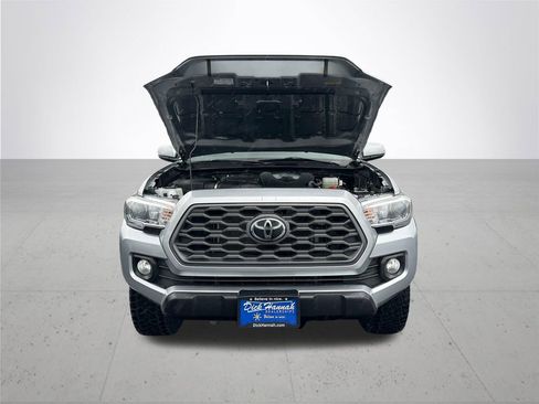 Used 2022 Toyota Tacoma TRD Off-Road image 4