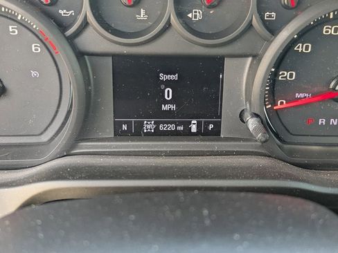 Certified 2025 Chevrolet Silverado 1500 W/T w/ Z71 Off-Road Package image 28