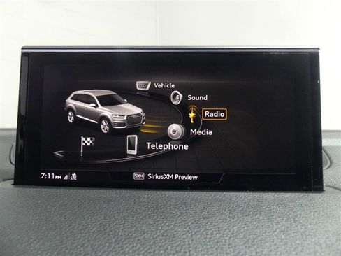Used 2018 Audi Q7 2.0T Premium Plus w/ Premium Plus Package AWD/4WD image 42