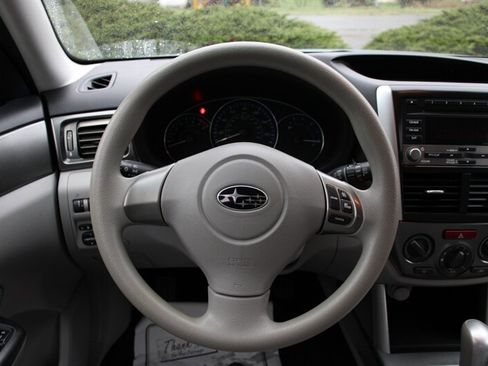 Used 2011 Subaru Forester 2.5X image 16