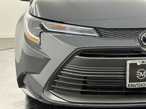 Used 2026 Toyota Corolla LE FWD image 9
