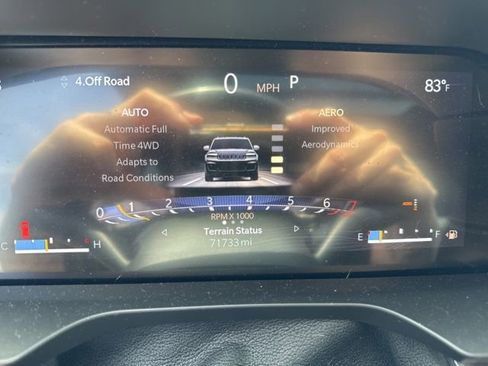 Used 2021 Jeep Grand Cherokee L Overland w/ Luxury Tech Group IV AWD/4WD image 46