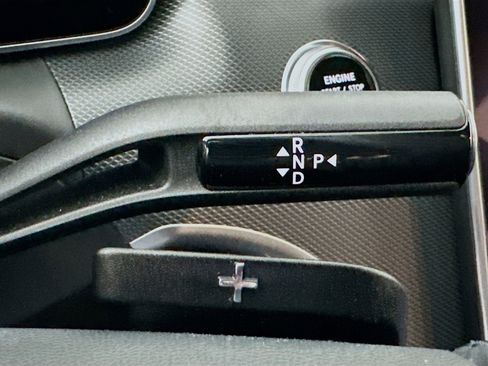 Used 2024 Mercedes-Benz C 300 4MATIC Sedan image 25