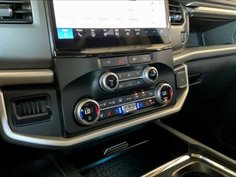 Certified 2024 Ford Expedition Max XLT image 32