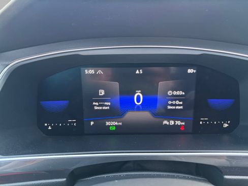 Used 2022 Volkswagen Tiguan SE R-Line AWD/4WD image 14