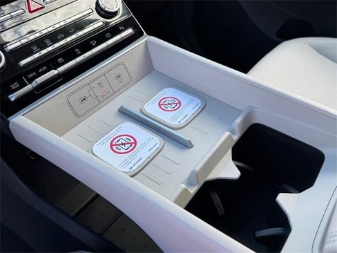 New 2026 Hyundai Santa Fe SE image 18