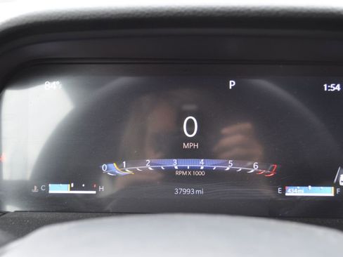 Used 2024 Jeep Grand Cherokee Limited image 13