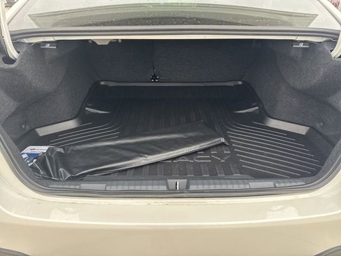 Used 2025 Subaru Legacy Premium image 14