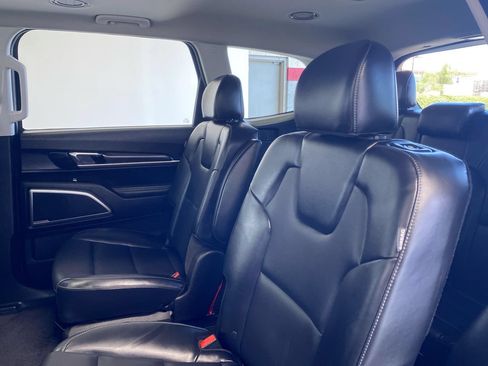 Certified 2024 Kia Telluride S w/ S Sunroof Package FWD image 35
