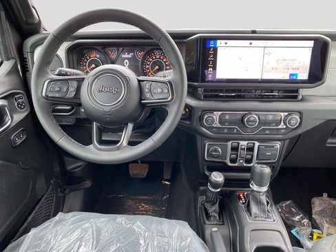 New 2026 Jeep Wrangler Unlimited Sport AWD/4WD image 9