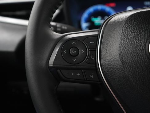 Used 2026 Toyota Corolla SE w/ SE Package FWD image 24